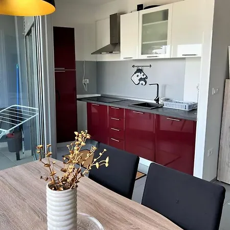 Zambratija, For Up To Six Guests *