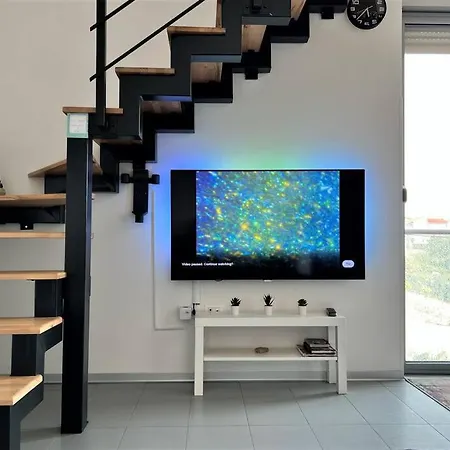 Zambratija, For Up To Six Guests 아파트 잠브라티야