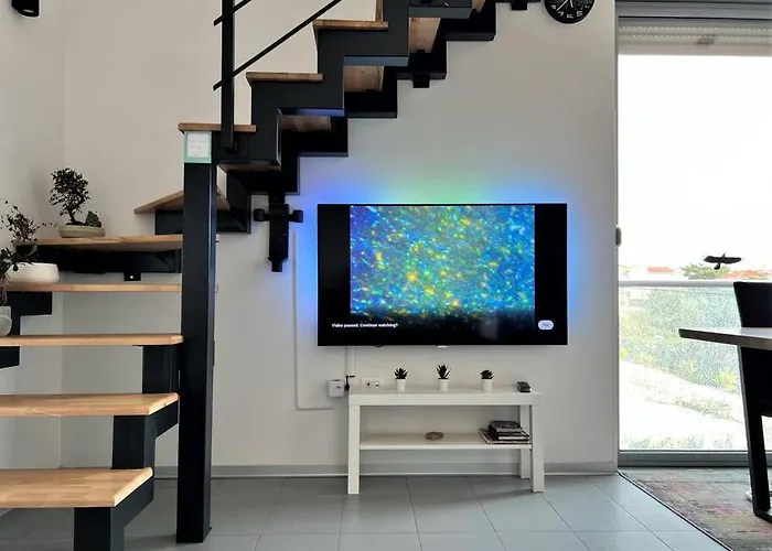 Zambratija, For Up To Six Guests 아파트 잠브라티야