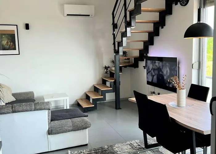 아파트 Zambratija, For Up To Six Guests *